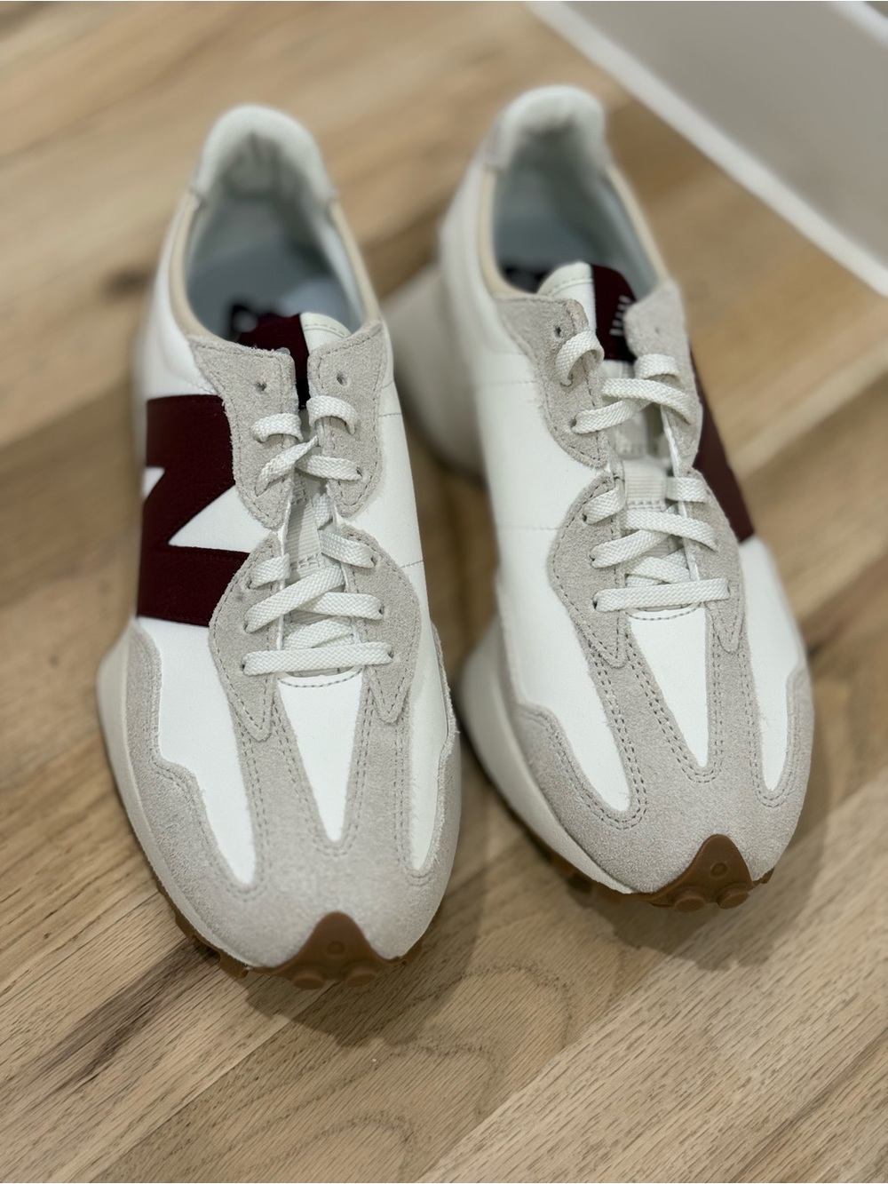 New Balance 327 Sneakers  Moonbeam / Classic Burgundy - Picture 3 of 7